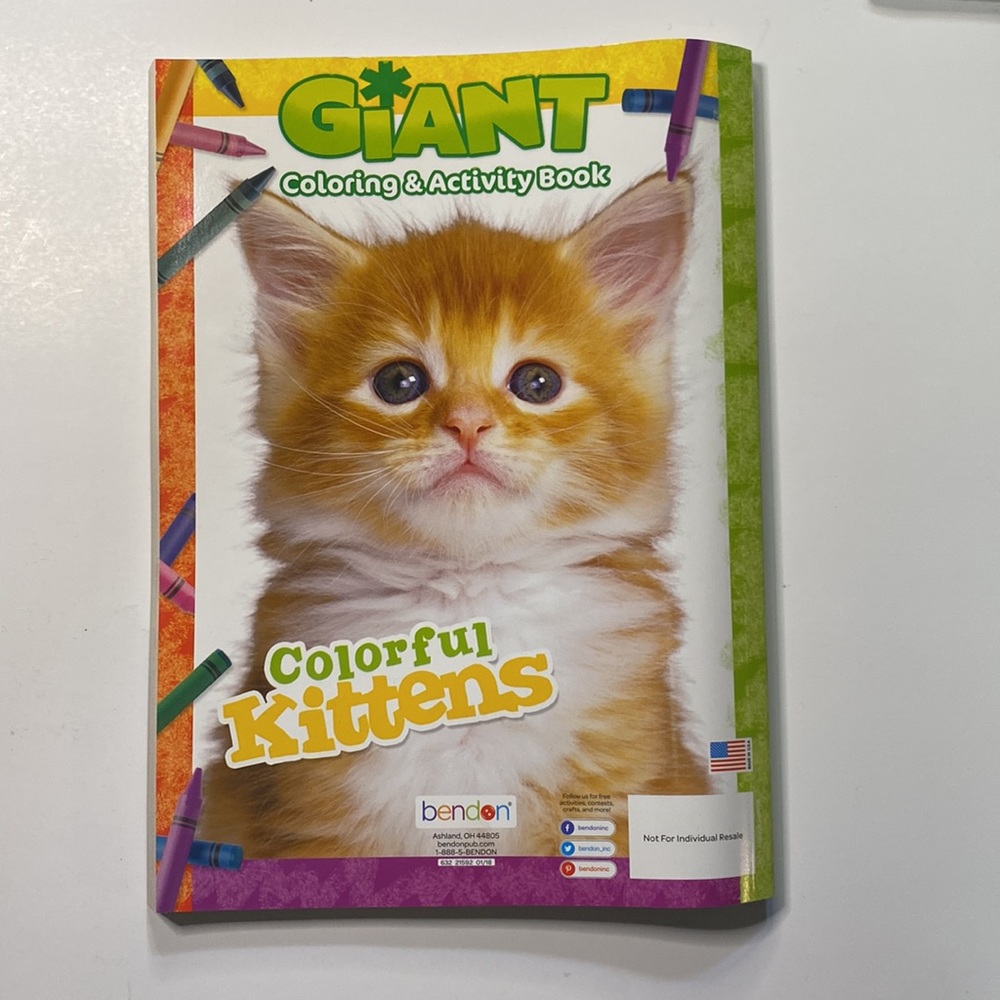 NWT Colouring bundle - Picture 7 of 12